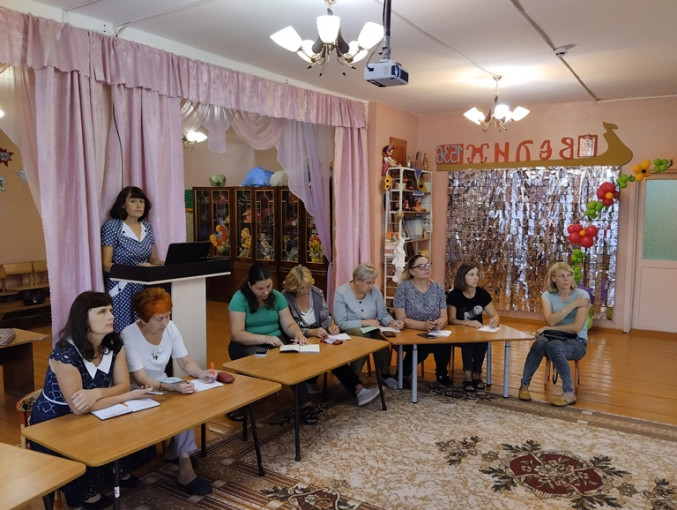 Педагогический совет в ДОУ Педагогический совет в ДОУ.